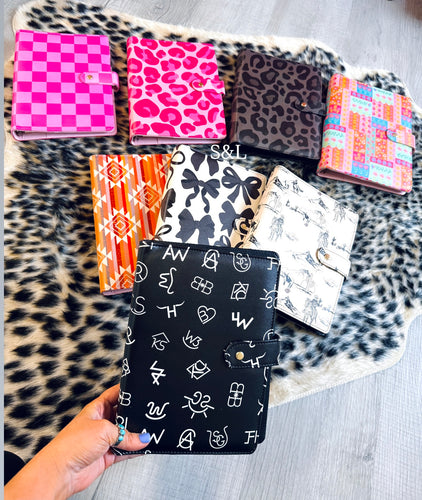 Pretty & productive planners (new colors) end August MOQ 3