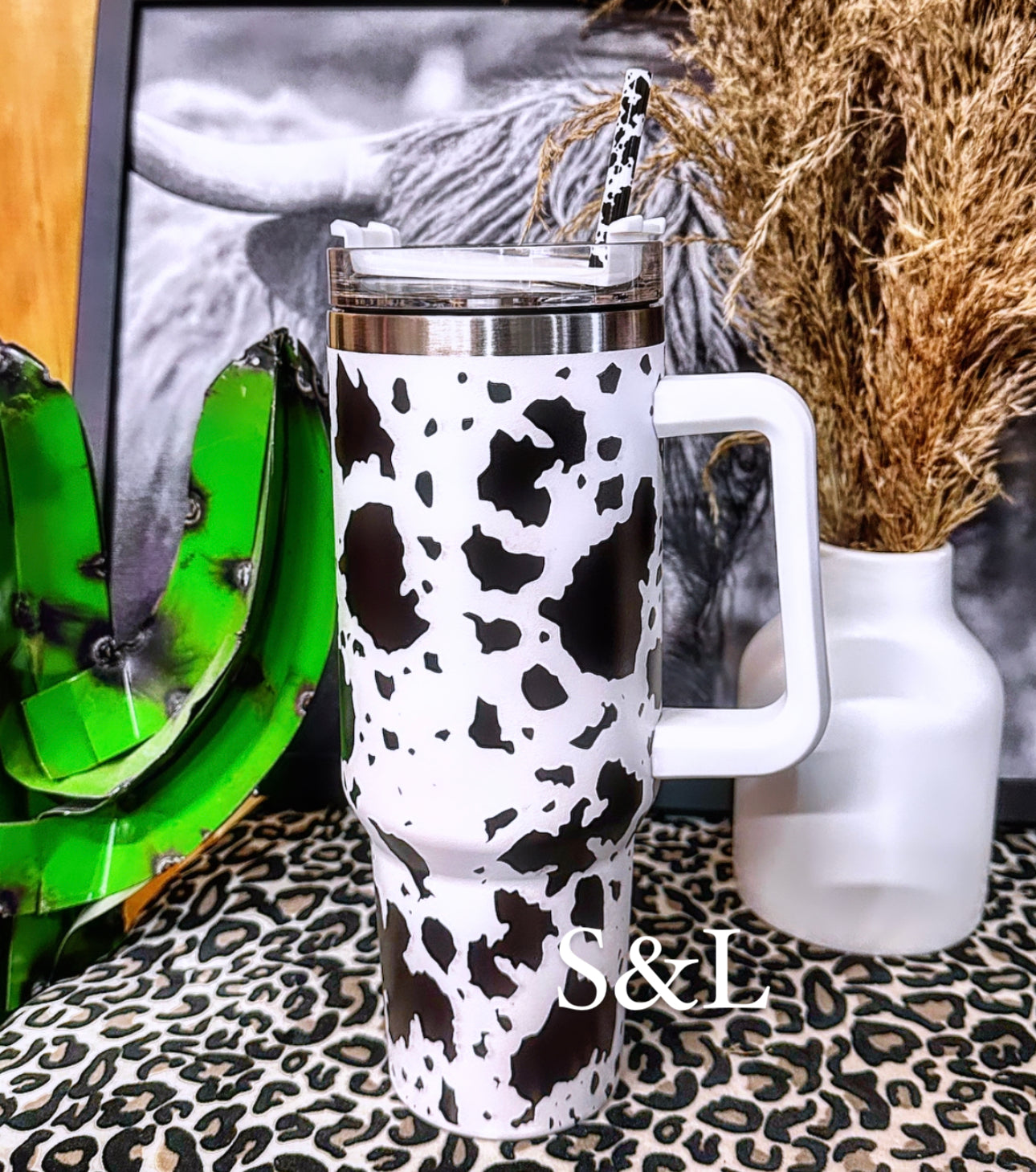 12” Cow print straws (will arrive mid may)