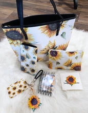MYSTERY PURSE SET *READ DESCRIPTION* $80 value*